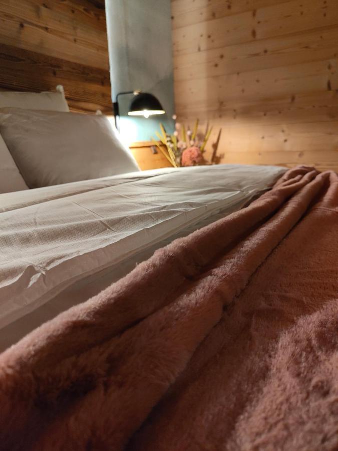 Chambre Trefle Entremont Buitenkant foto